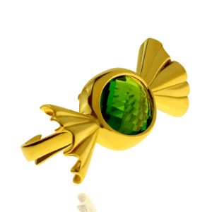 xryso daxtilidi karamela me prasini petra