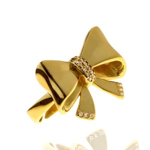 xryso daxtilidi me leuka zirgkon fiogkos